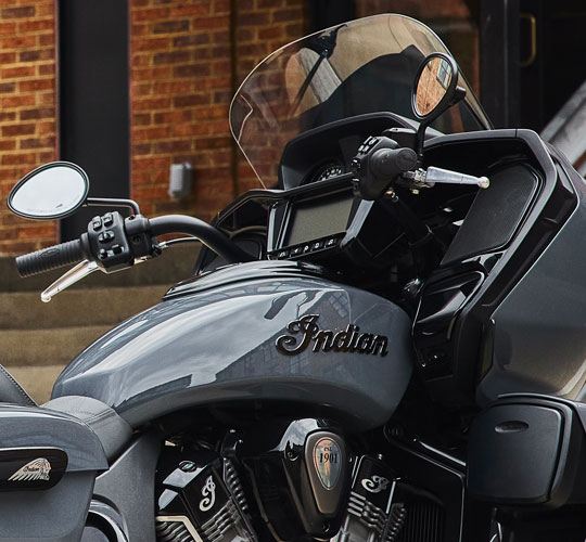 ÜSTÜN KALİTE SES SİSTEMİ